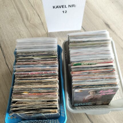 Kavel 12 – ca. 259 vinyl singles .
